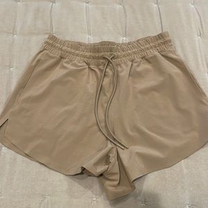 Athleta Crossroads short